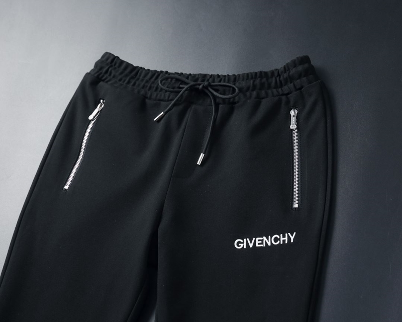 Givenchy sets